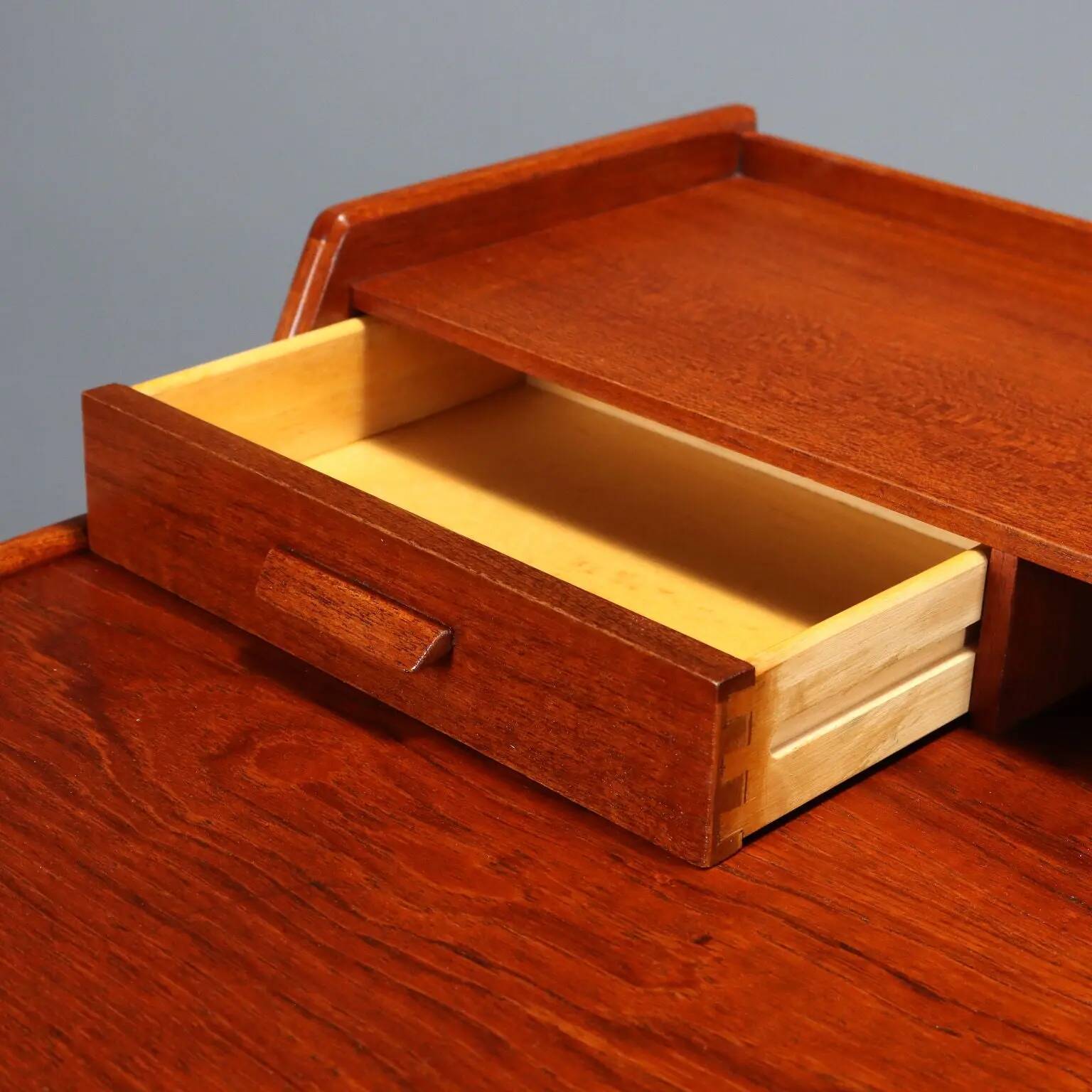 Vintage writing desk design by Svend Åge Madsen and Sigurd Hansen from the 1950s.