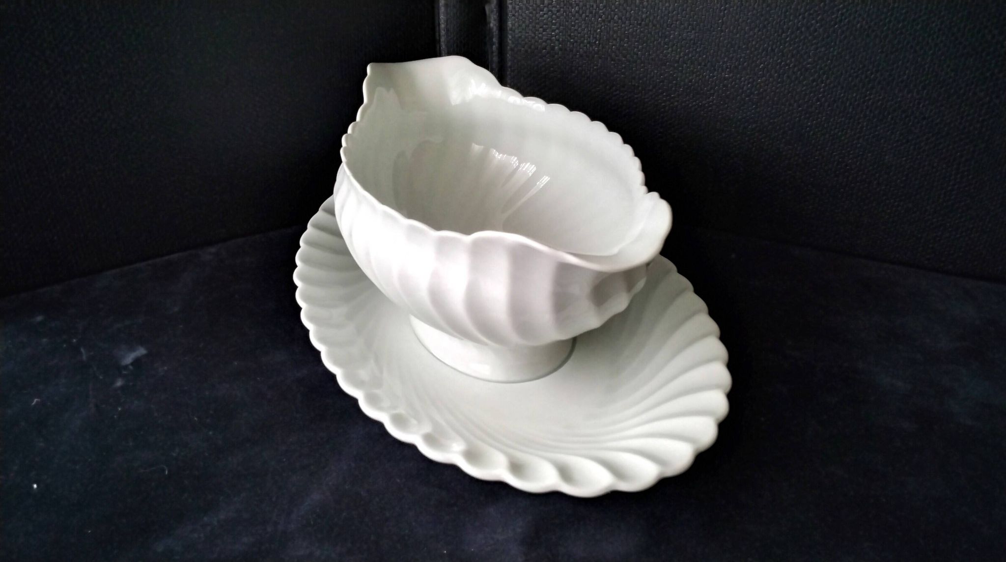 Limoges porcelain sauce boat Haviland Model "Torse"