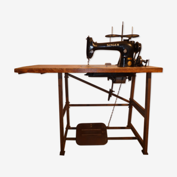 Old Singer model 96K44 sewing machine