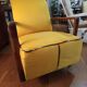 fauteuil bas vintage des années 1940
