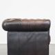 Fauteuil chesterfield anglais en cuir de mouton
