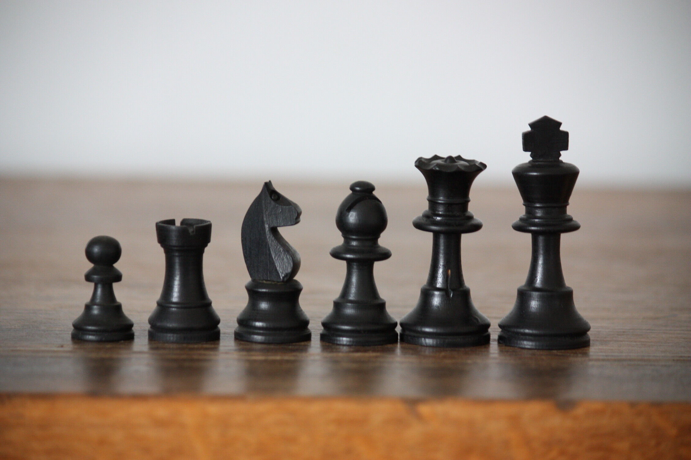 Wooden Staunton chess game