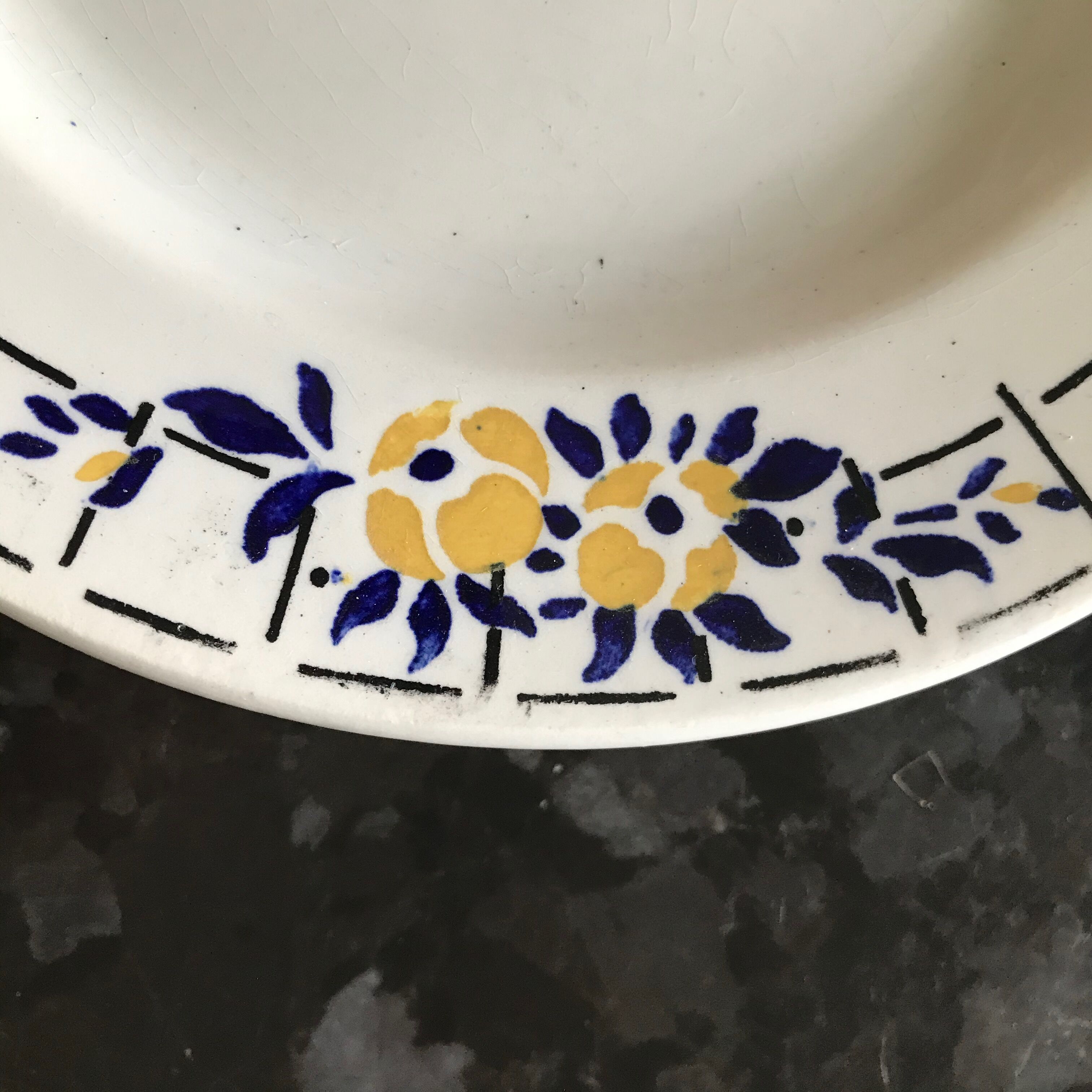 Product BHV Lot of dishes and soup Gien early 20th century