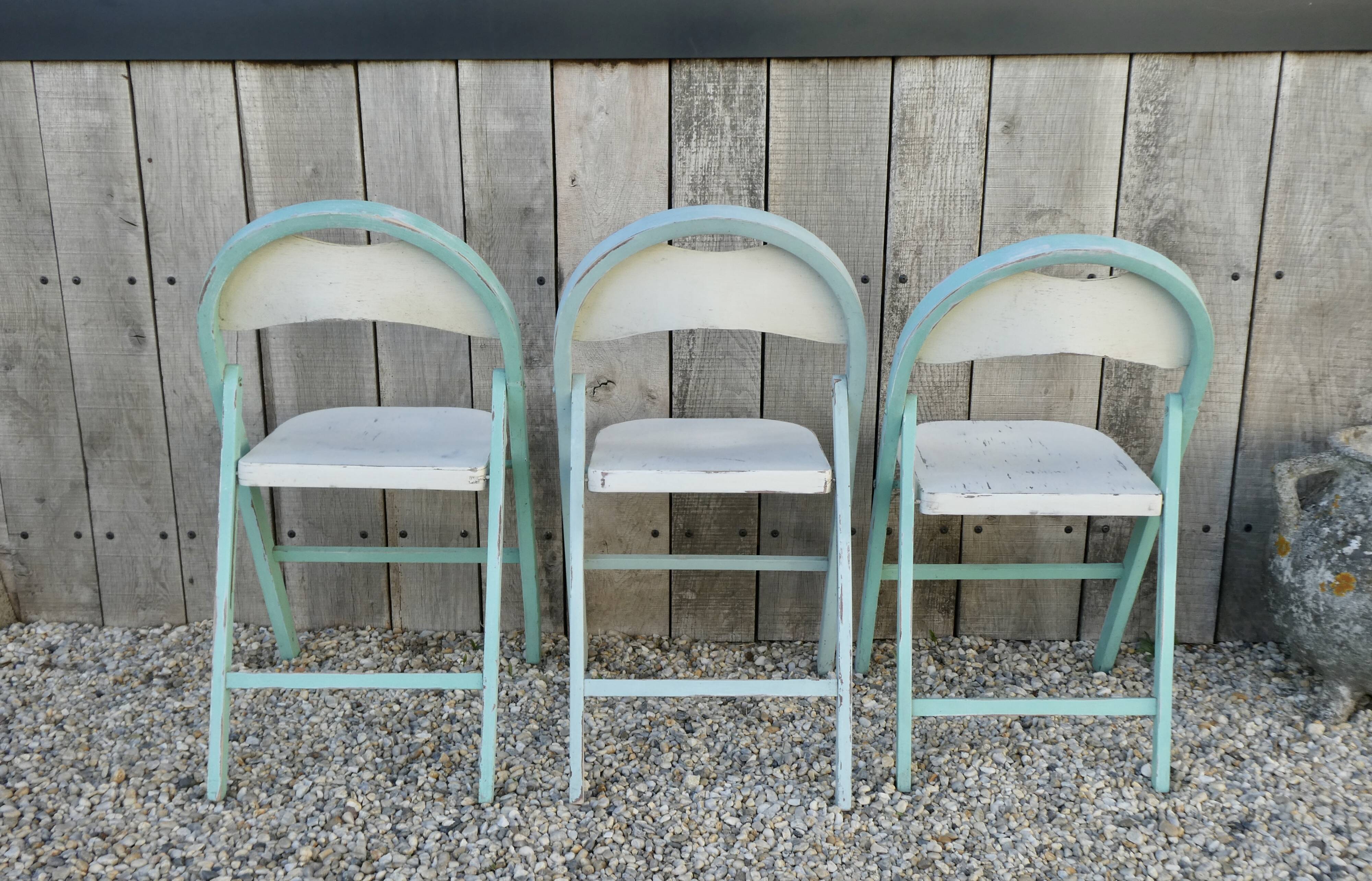 Series of 3 751 model folding chairs from Thonet