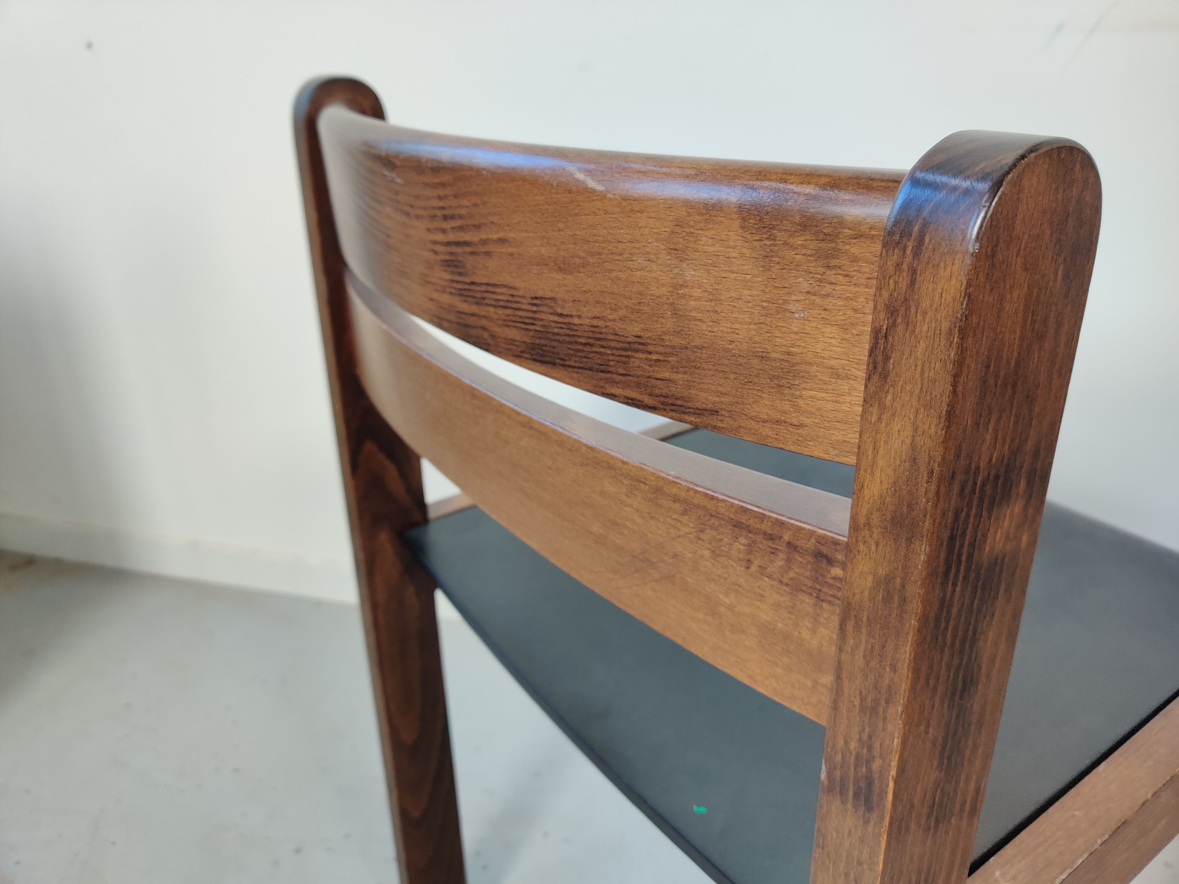 10 vintage chairs 70s/80s