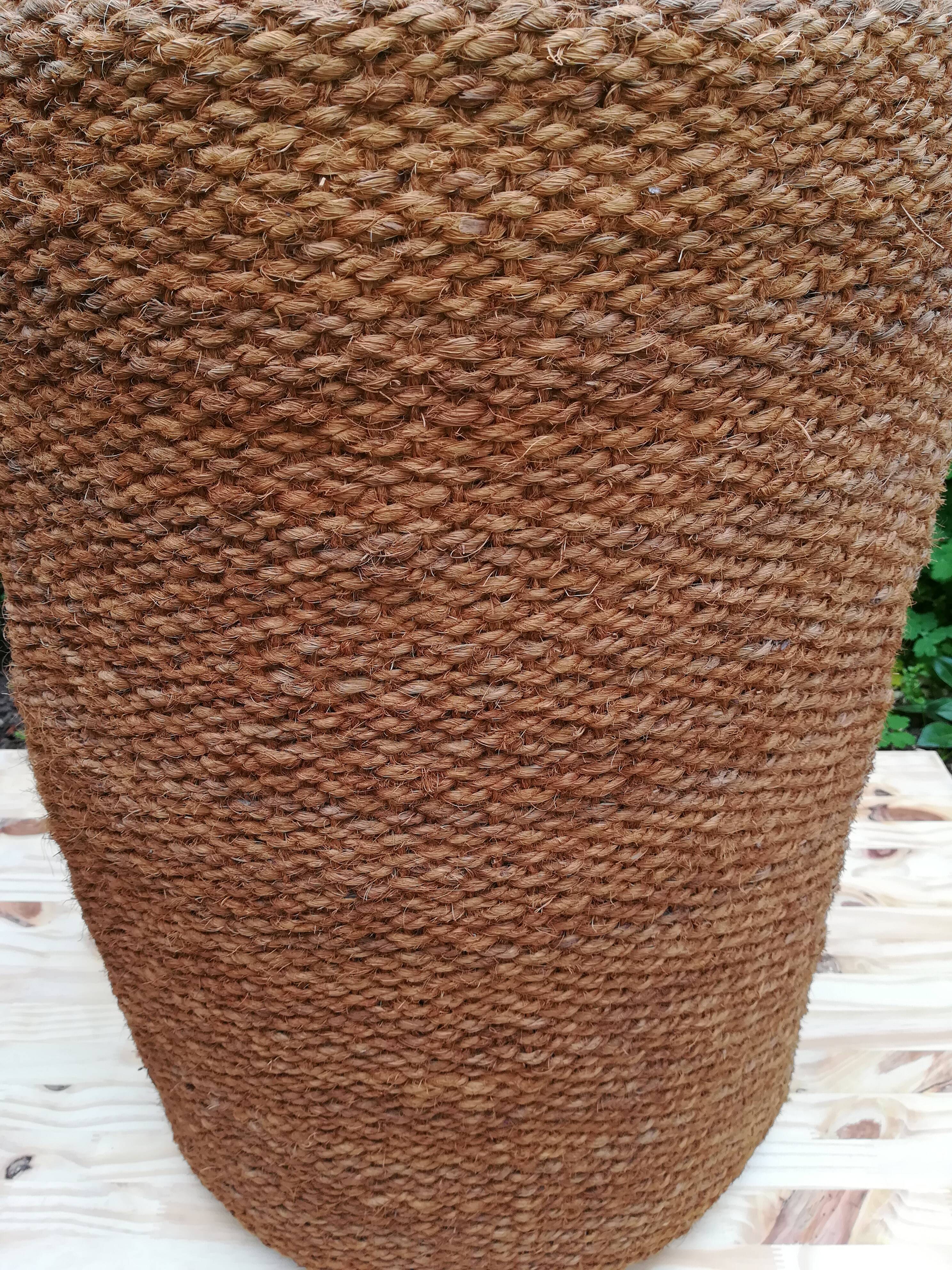 Bar rolling in strings