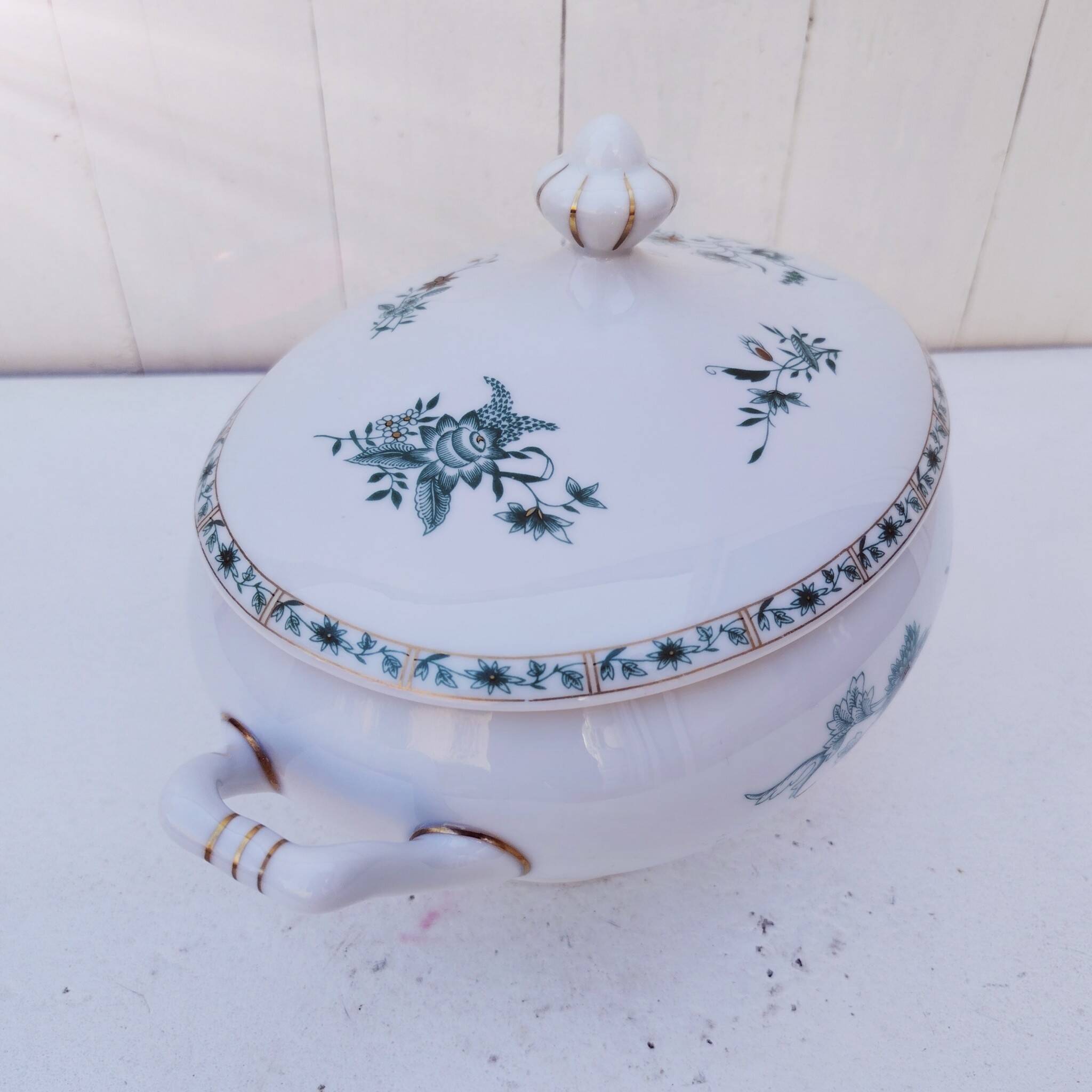 Porcelain vegetable dish, soup tureen, Bernardaud, Limoges, Beijing