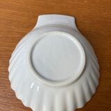 Vacuum pocket soap holder porcelain shell