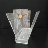 Vintage David Lange magazine rack for Roche Bobois - Plexiglas and brass