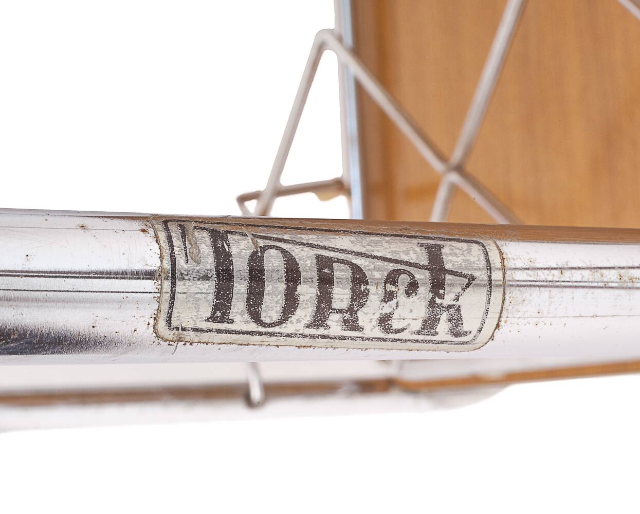 Modern serving trolley