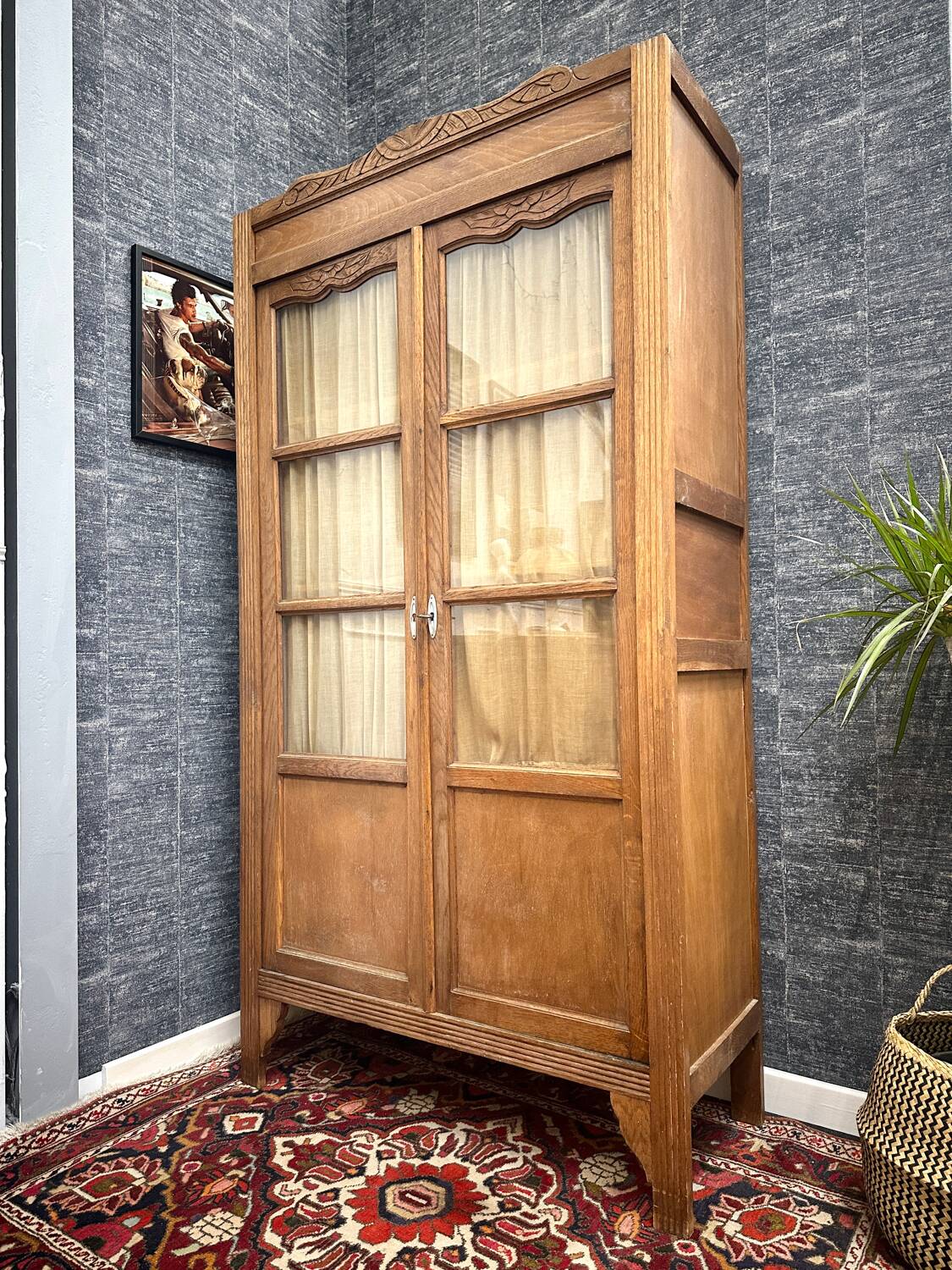 Art deco glass cabinet