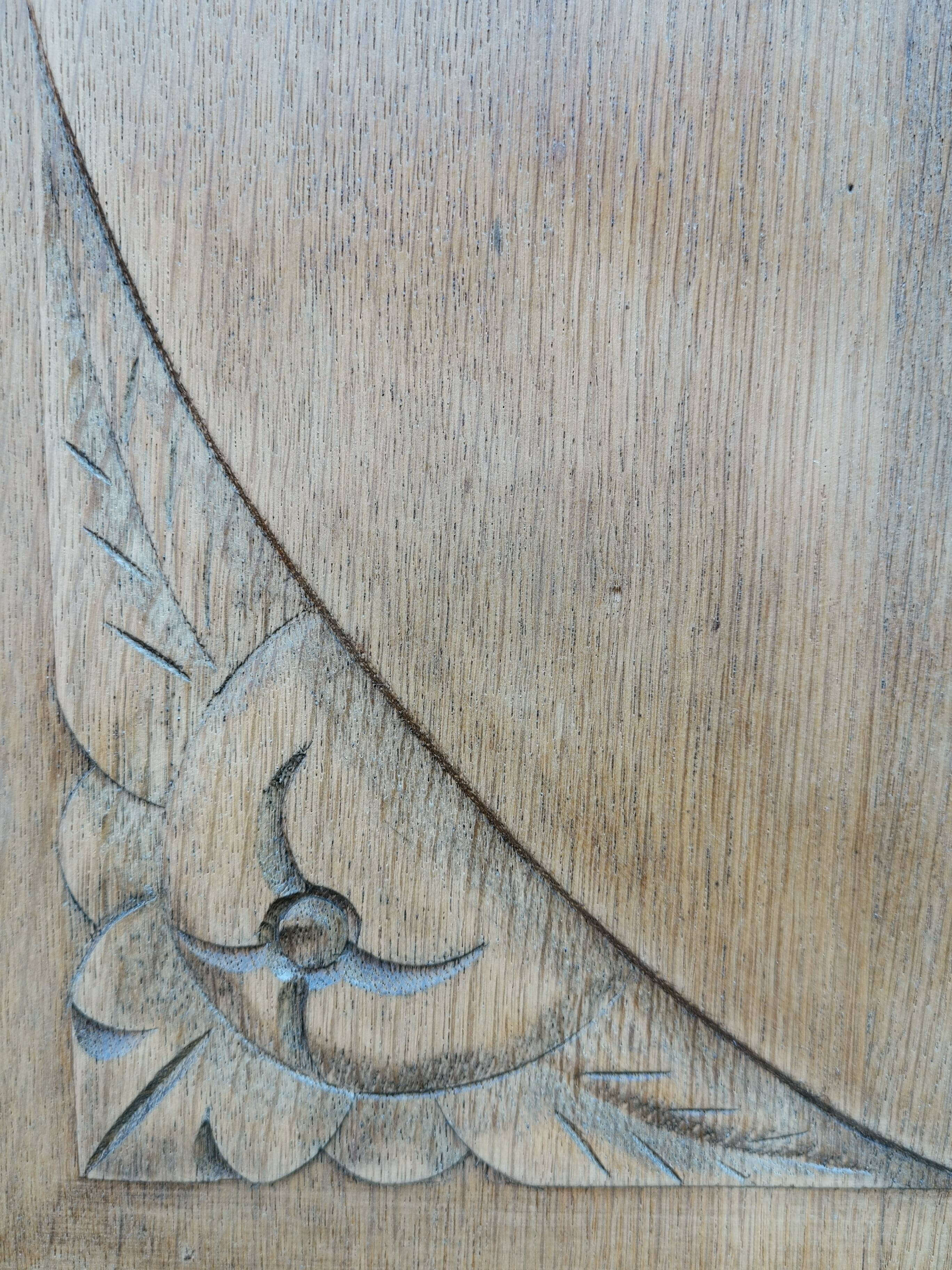 Parisian floral pattern buffet