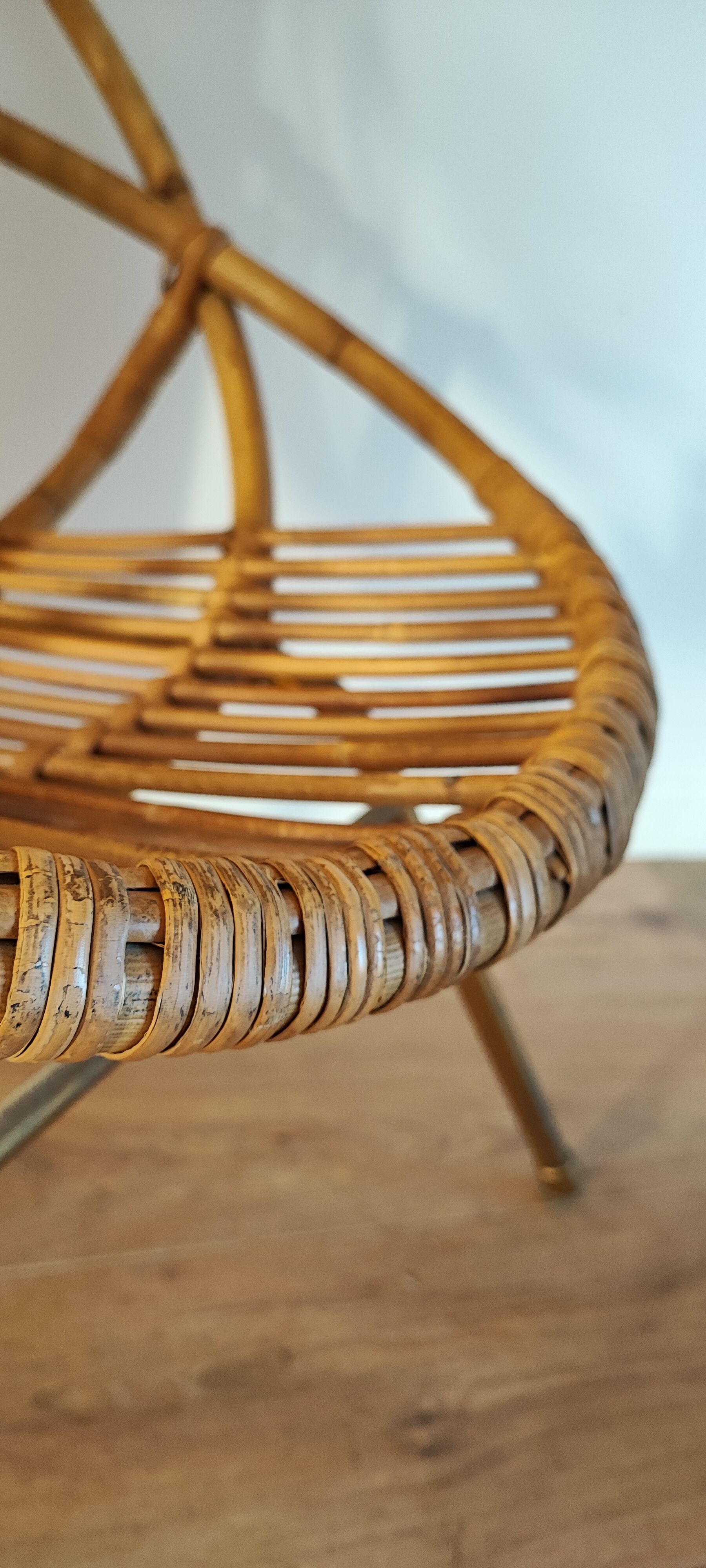 Rattan shell armchair