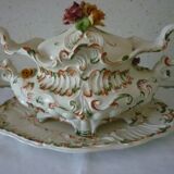 Soupière en faïence rococo