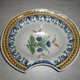 Plat à barbe ancien réparation avec agrafes