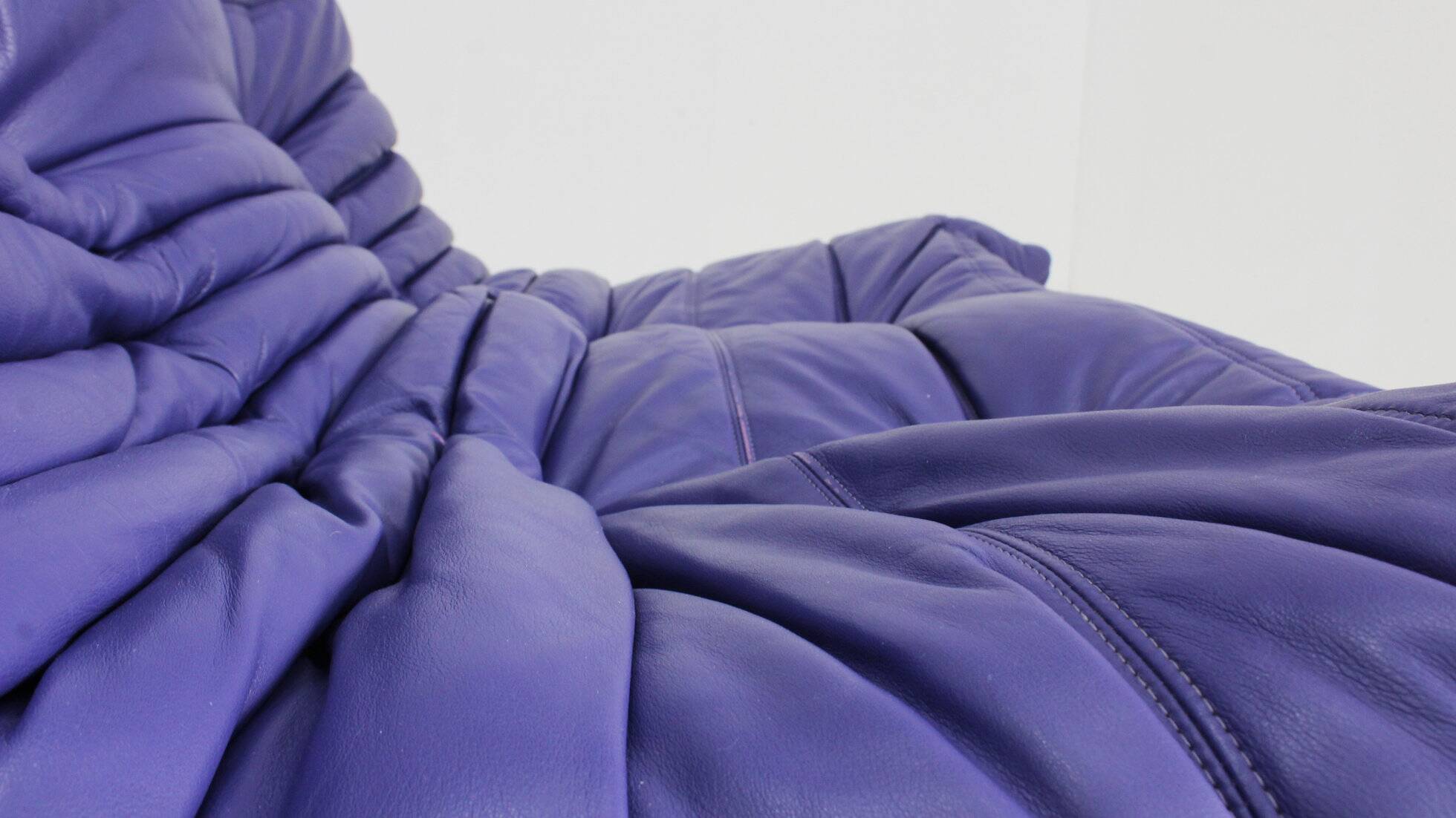 Vintage purple leather Togo 2 seater sofa by Ligne Roset 1990s