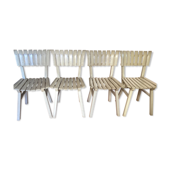 4 chaises en bois