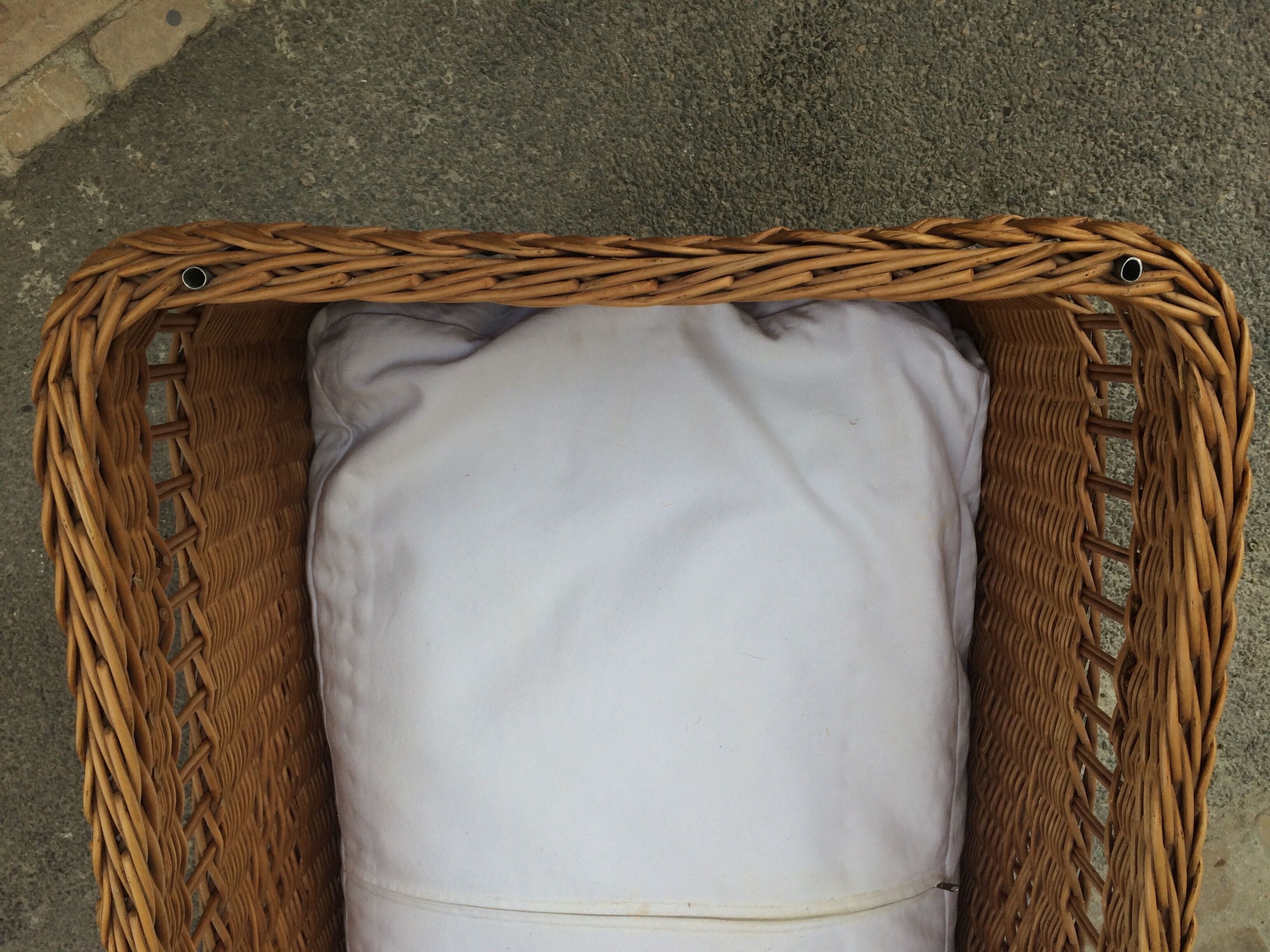 Large cradle wicker vintage organic mattress with "sound"
