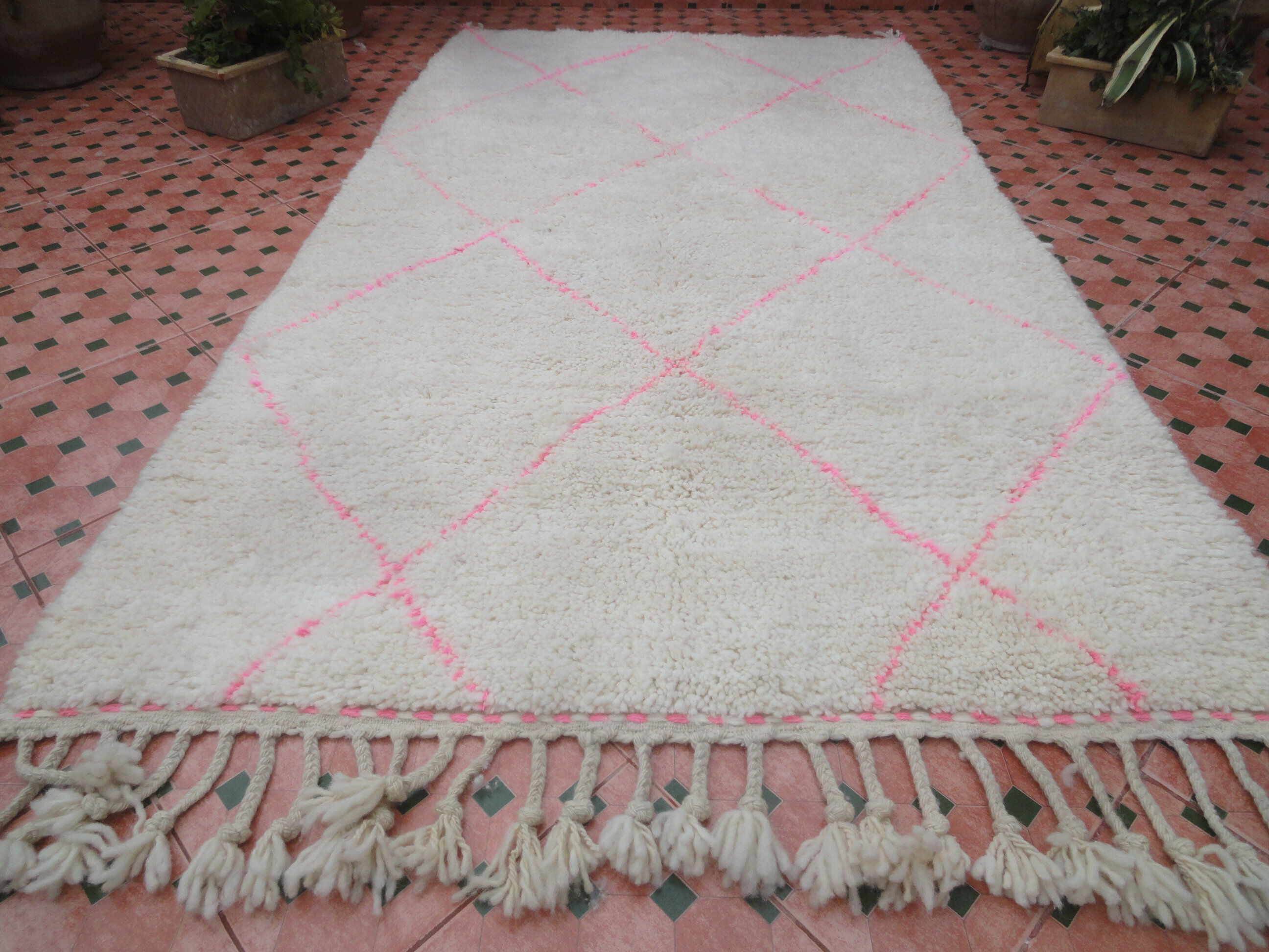 Beni ourain carpets rose 250 x 143 cm
