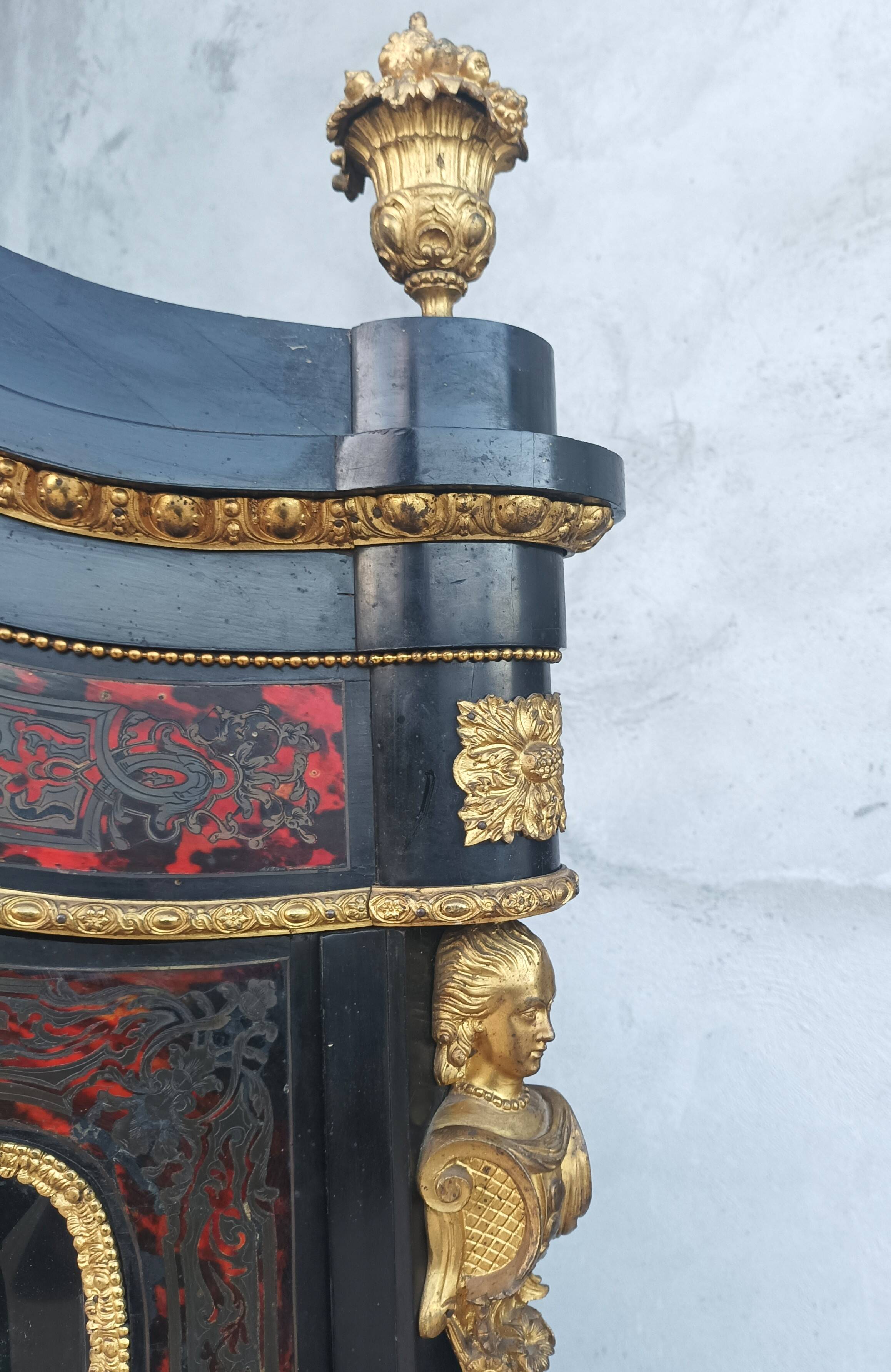 Armoire Boule Napoléon III Maison François Henry