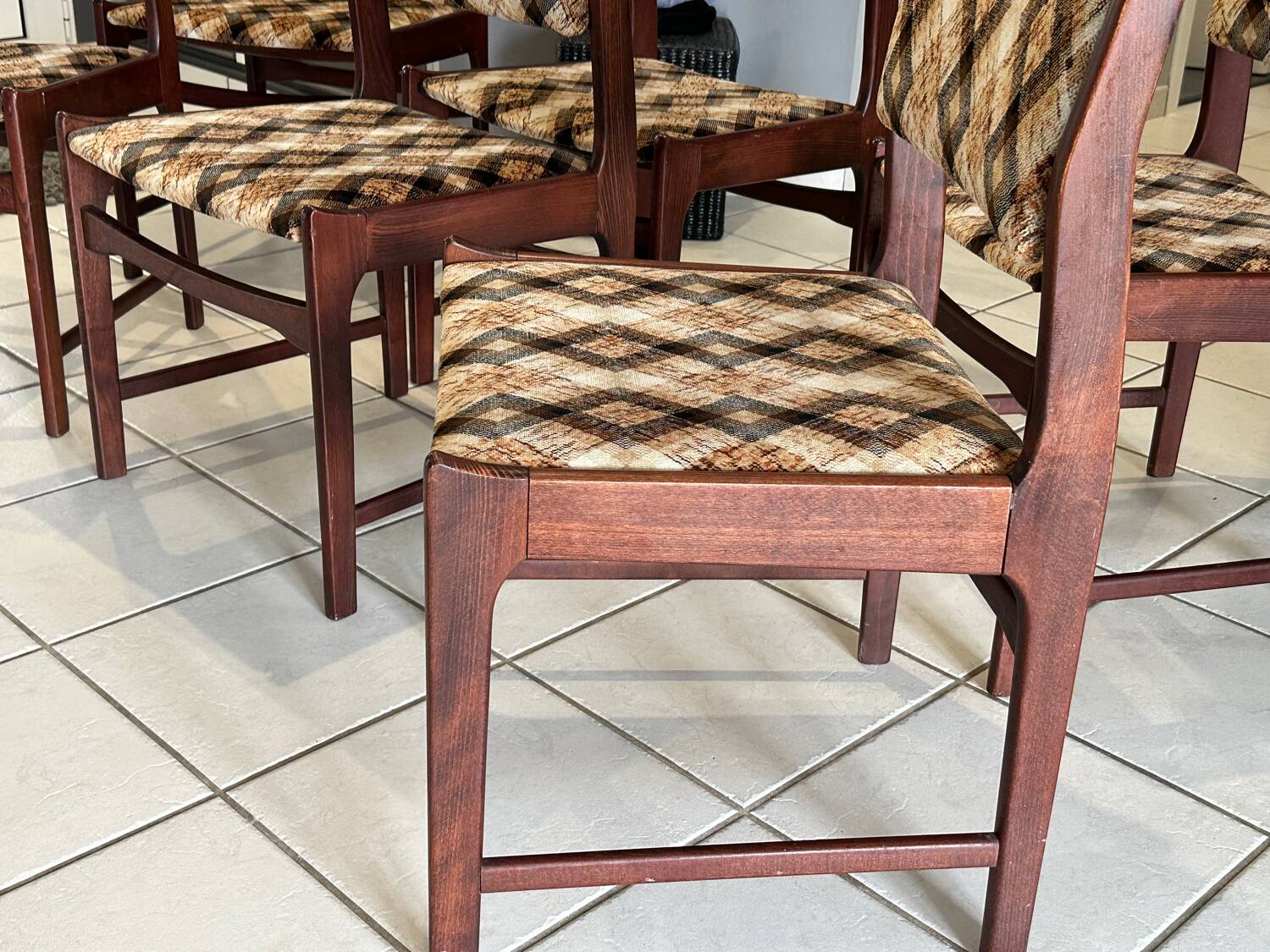 Set of 6 vintage Scandinavian chairs from the 1970s