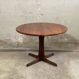 Scandinavian extendable round table in teak Gudme edition