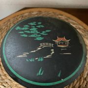 Boîte en tôle motif japonisant années 40.