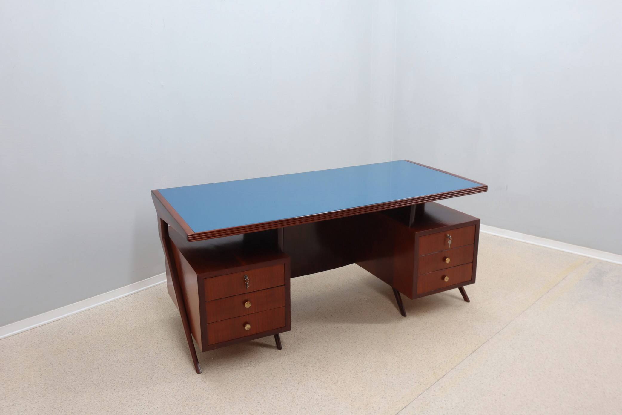 Bureau courbé vintage de design italien 1950