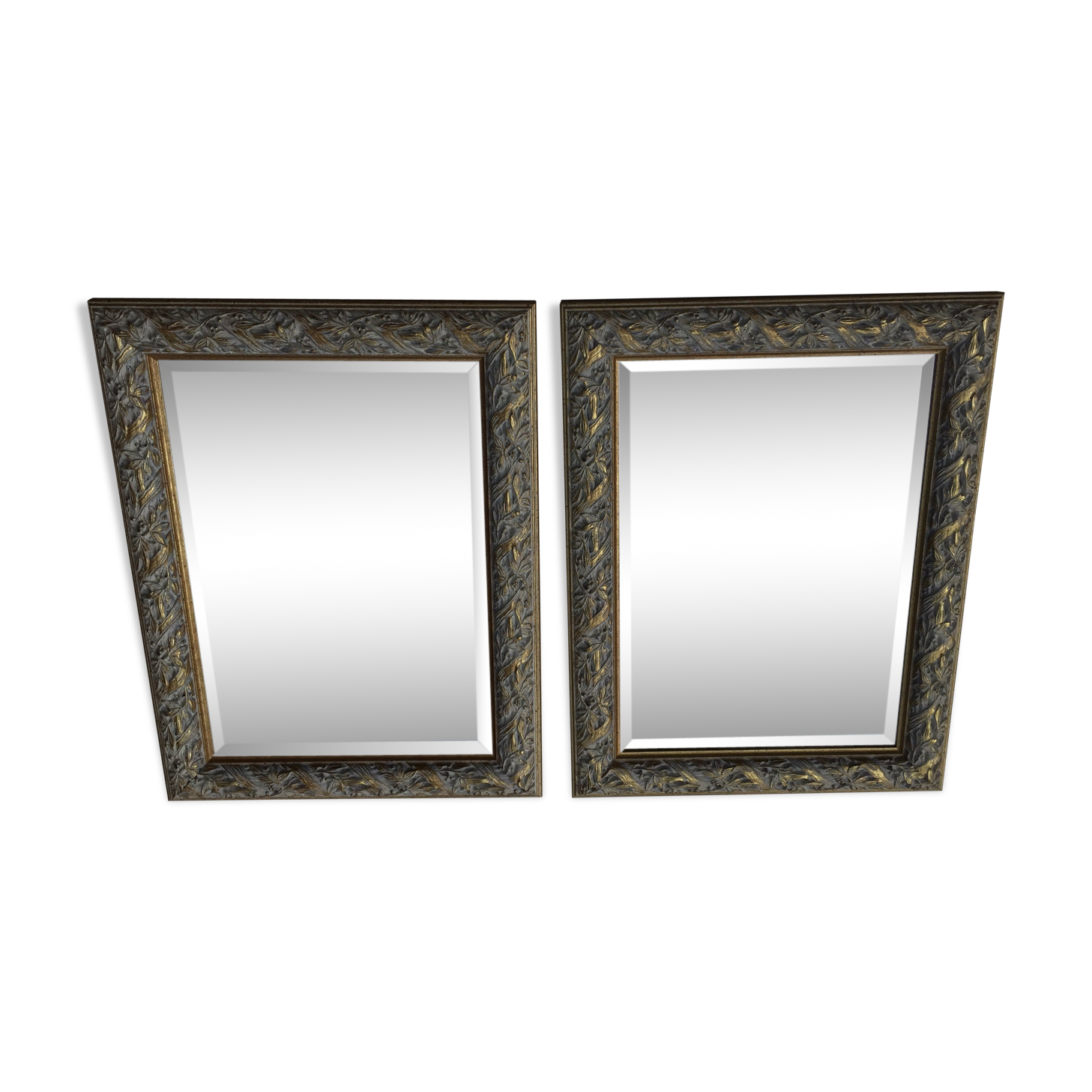 Pair of bevelled mirrors in white and gilded wood 86 x 66 cm