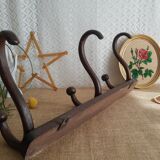 Wall coat rack in curved wood 3 pateres