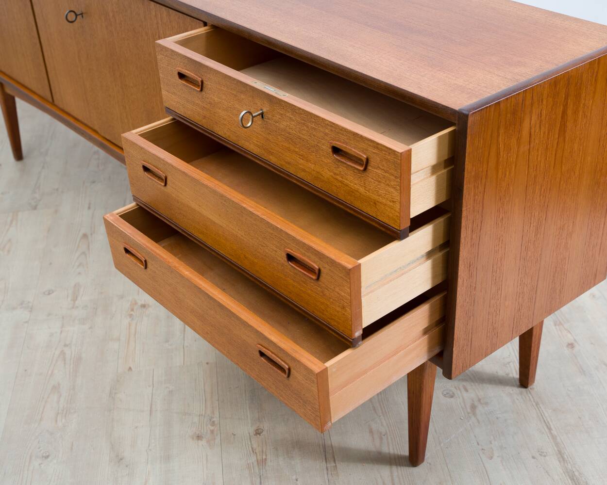 Scandinavian design teak sideboard, manufacturer Bartels.