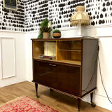 Showcase bar cabinet