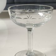 Lot of 4 Art Deco champagne coupes / Verreries de Doyen. Half crystal.