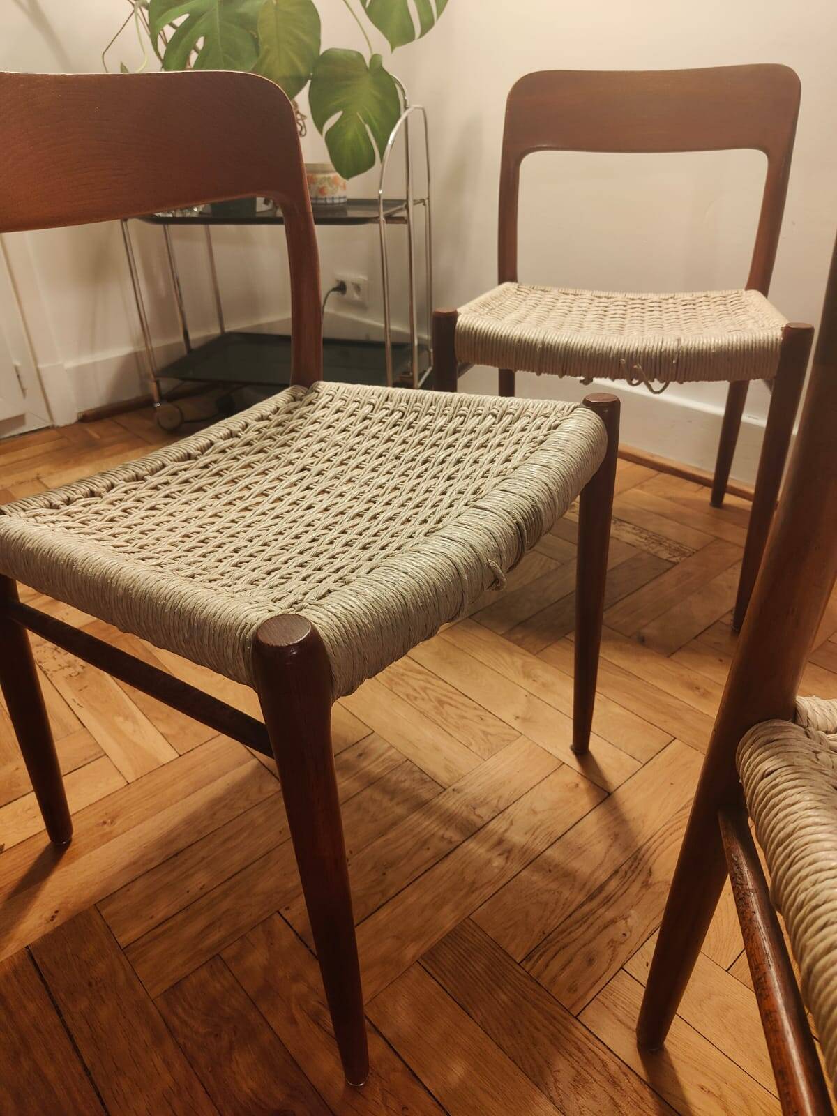 Chairs 75 Noels Otto Moller