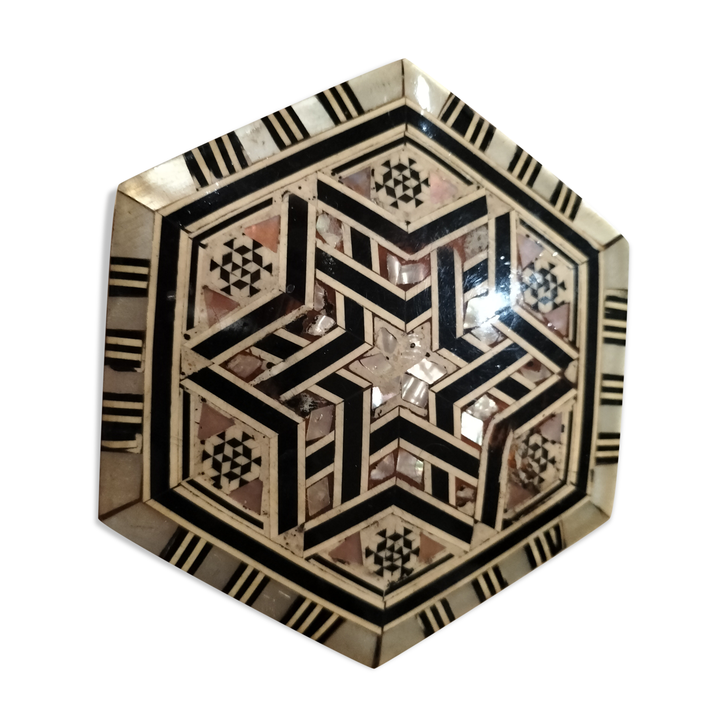 Moroccan mother-of-pearl box