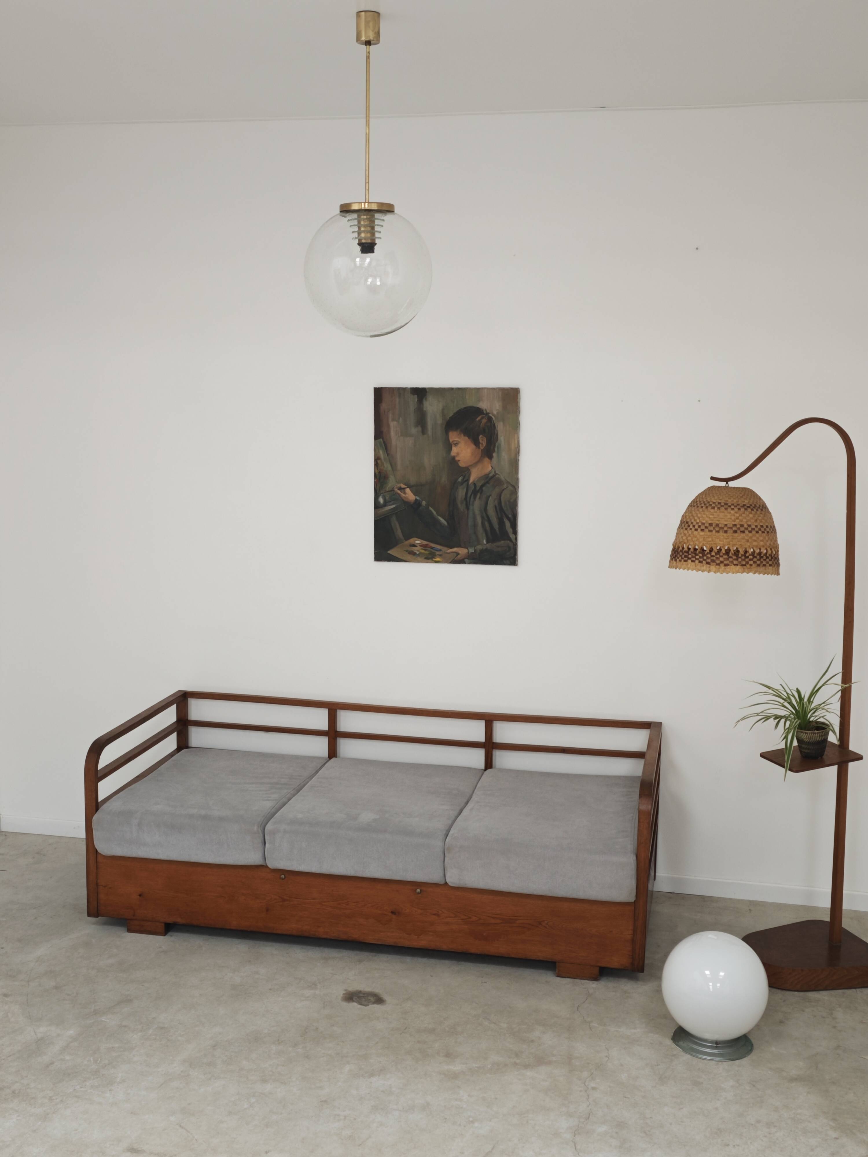 Art Deco sofa gray fabric Jindrich Halabala 1930