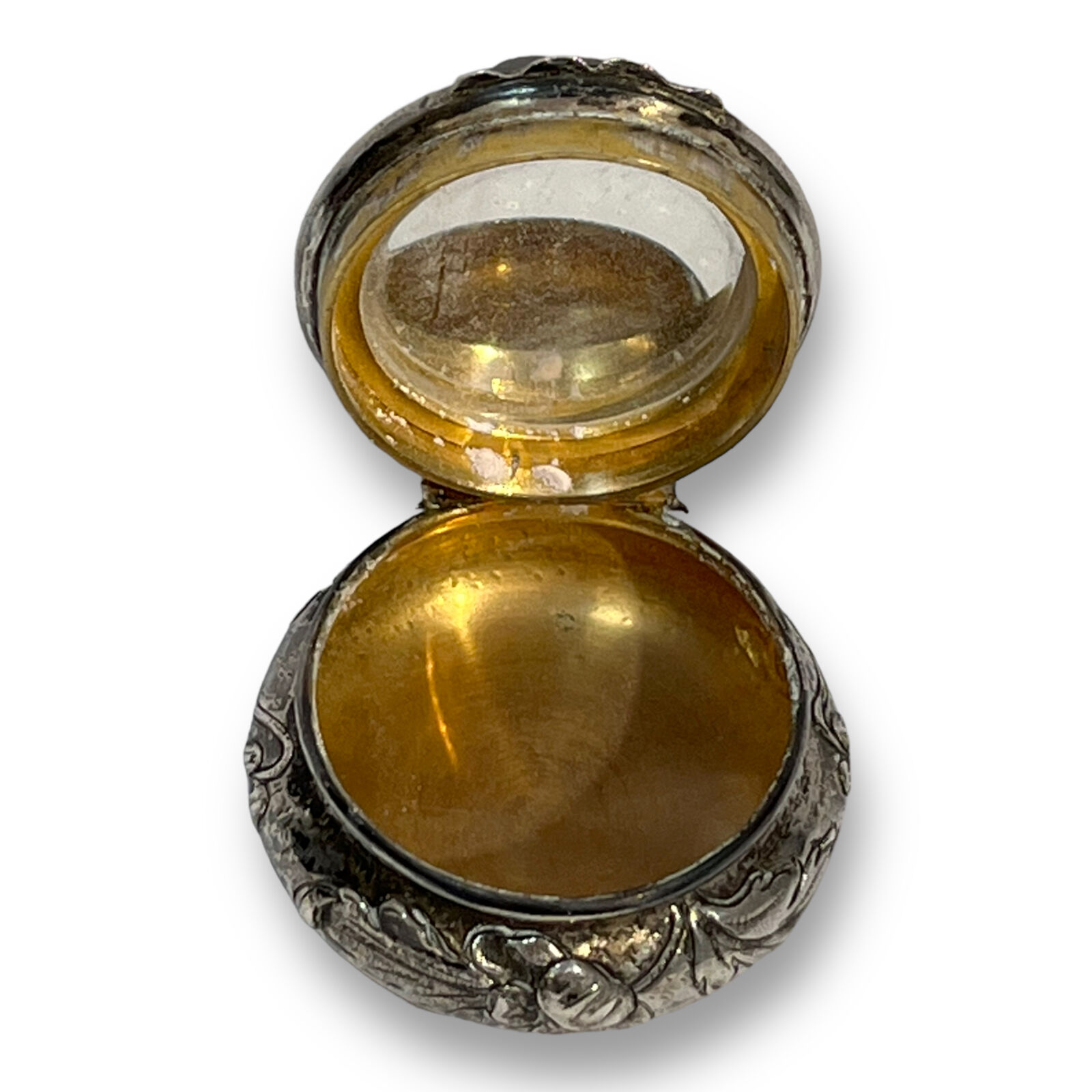 Powder magazine with solid silver mirror