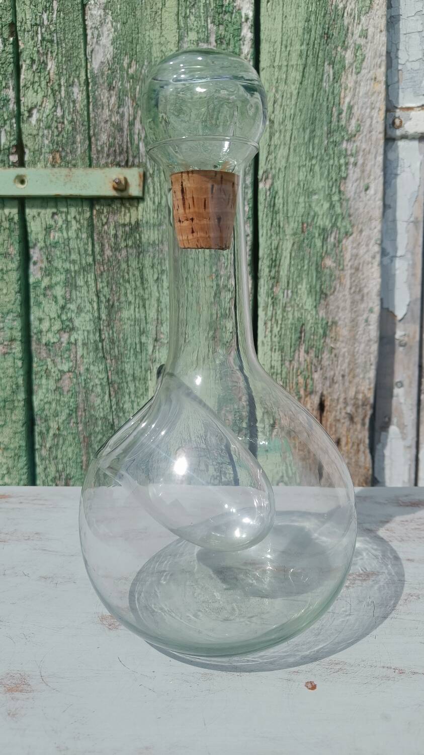 Blown glass carafe / decanter