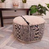 Handmade moroccan berber pouf in wool
