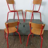 Chaises d'école