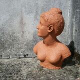 Bust woman in terracotta