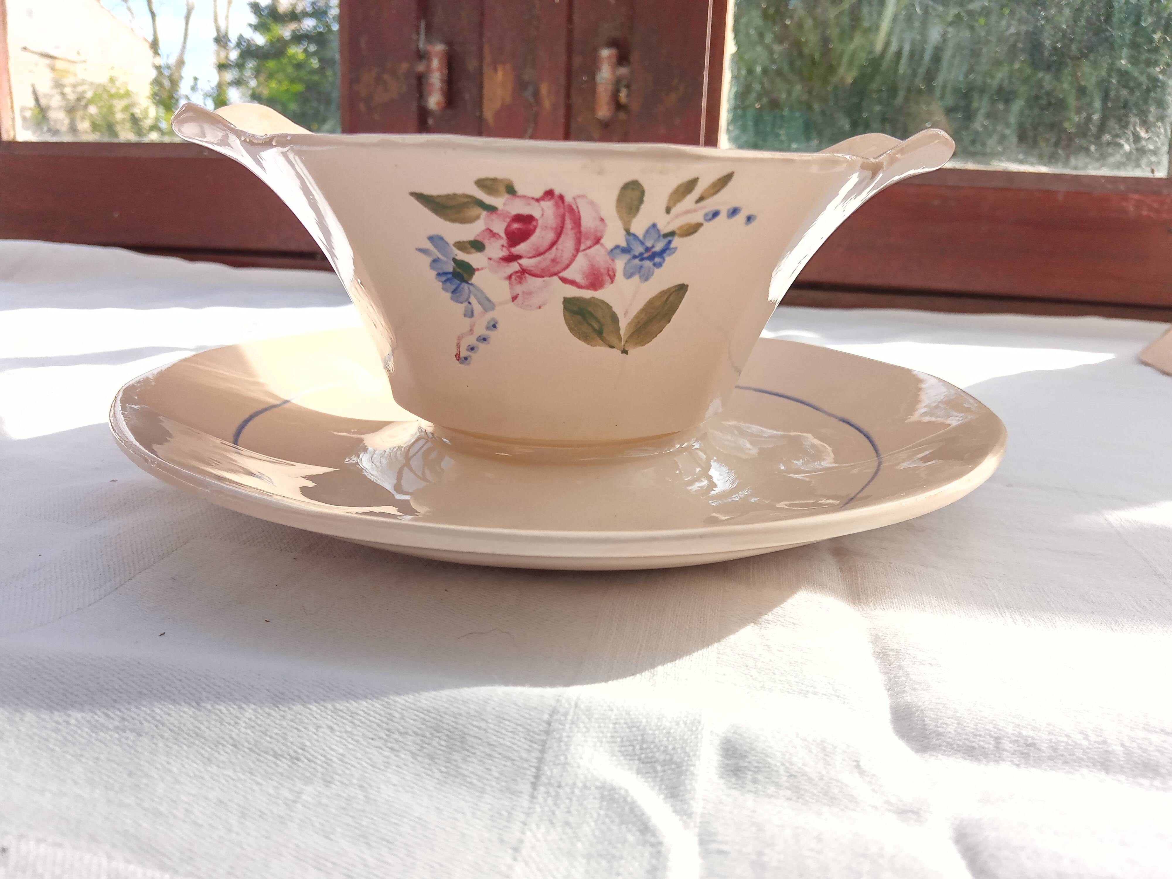 Ensemble de 3 plats et saucière Digoin
