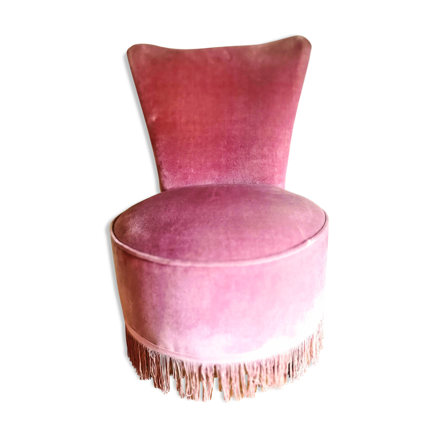 Low chair in fringed velvet rose