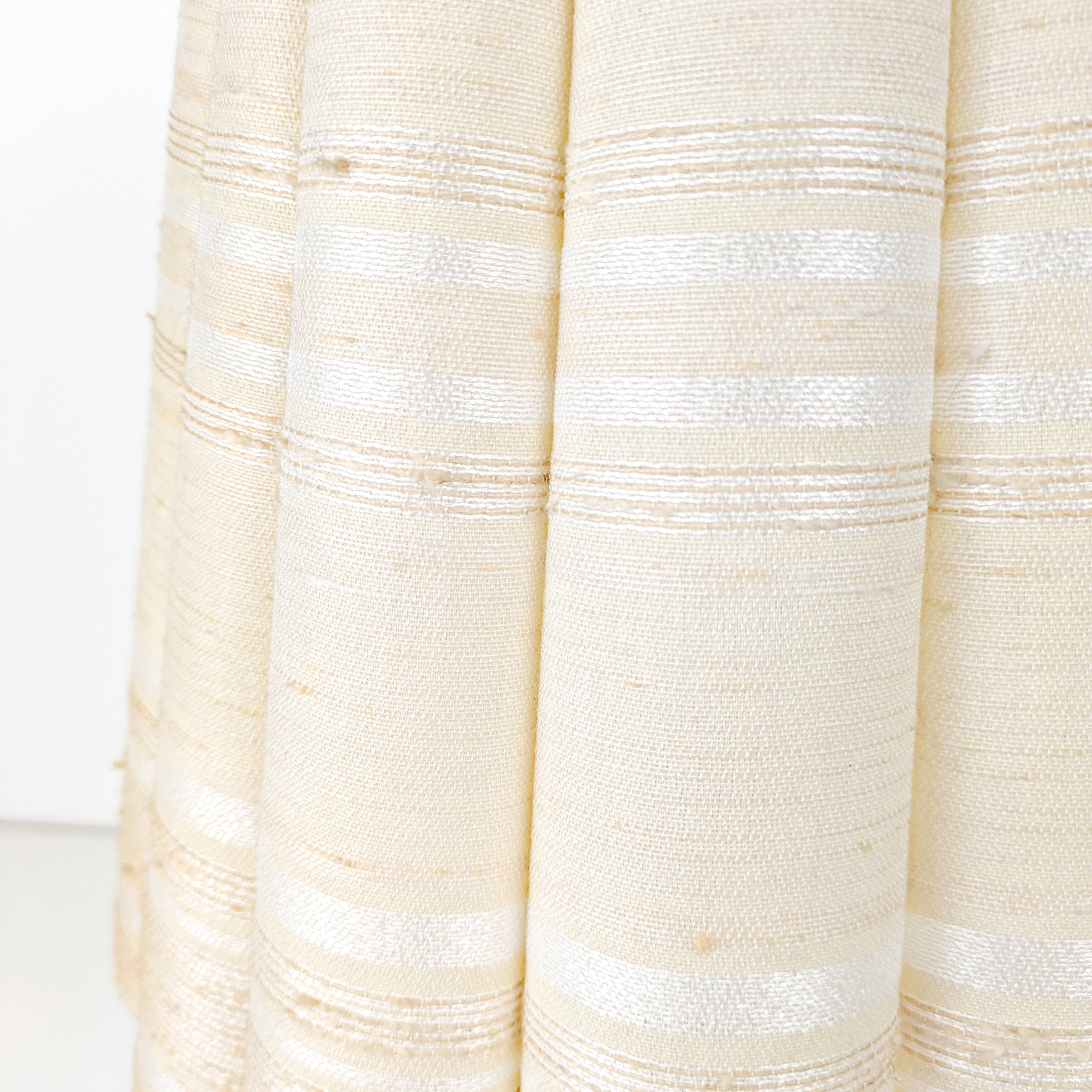 Lampe de chevet Mid Century Pied en bois massif Veinure Abat-jour courbe rose blanc brun foncé Struc