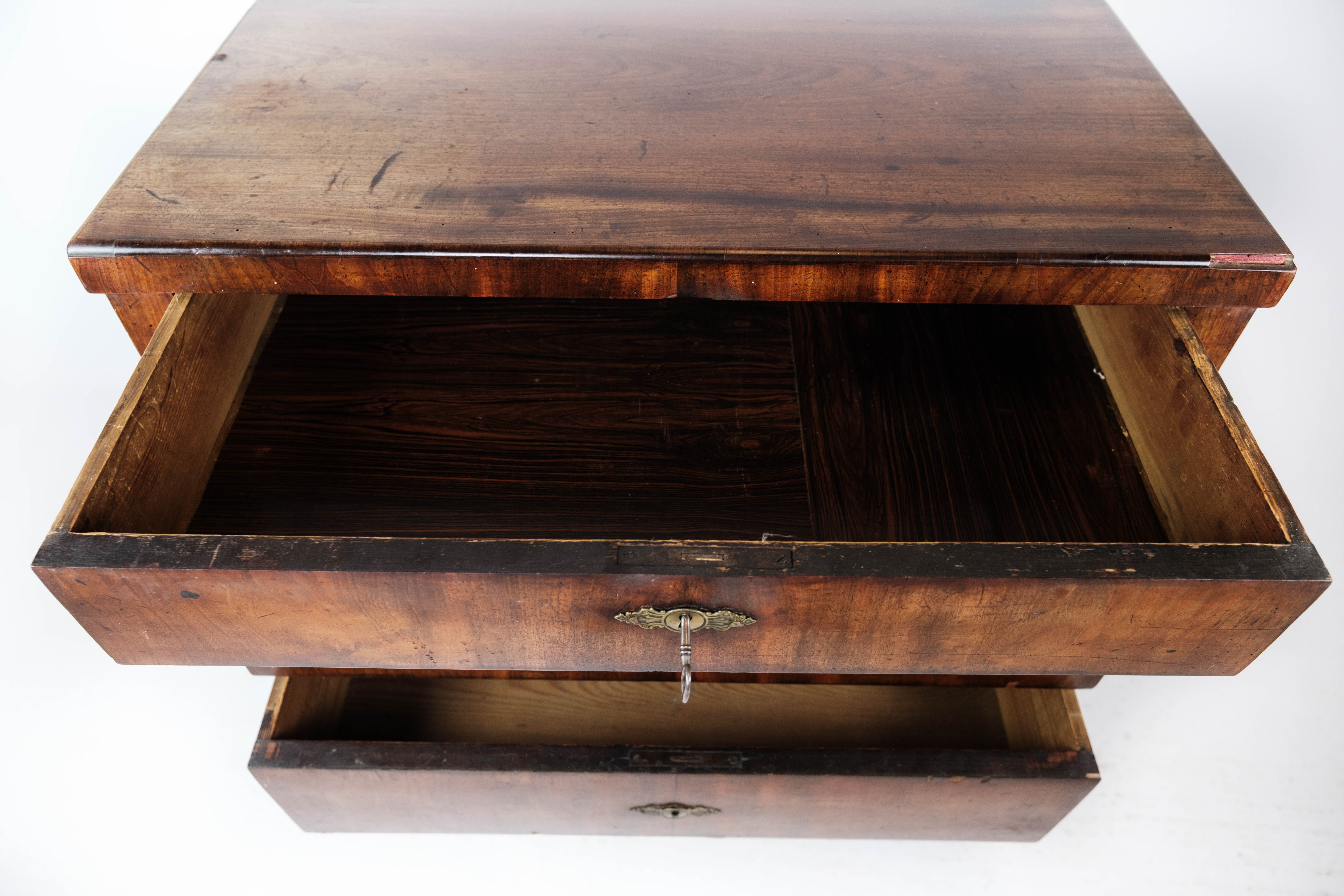 Empire chest of drawers with four drawers of mahogany, 1840s