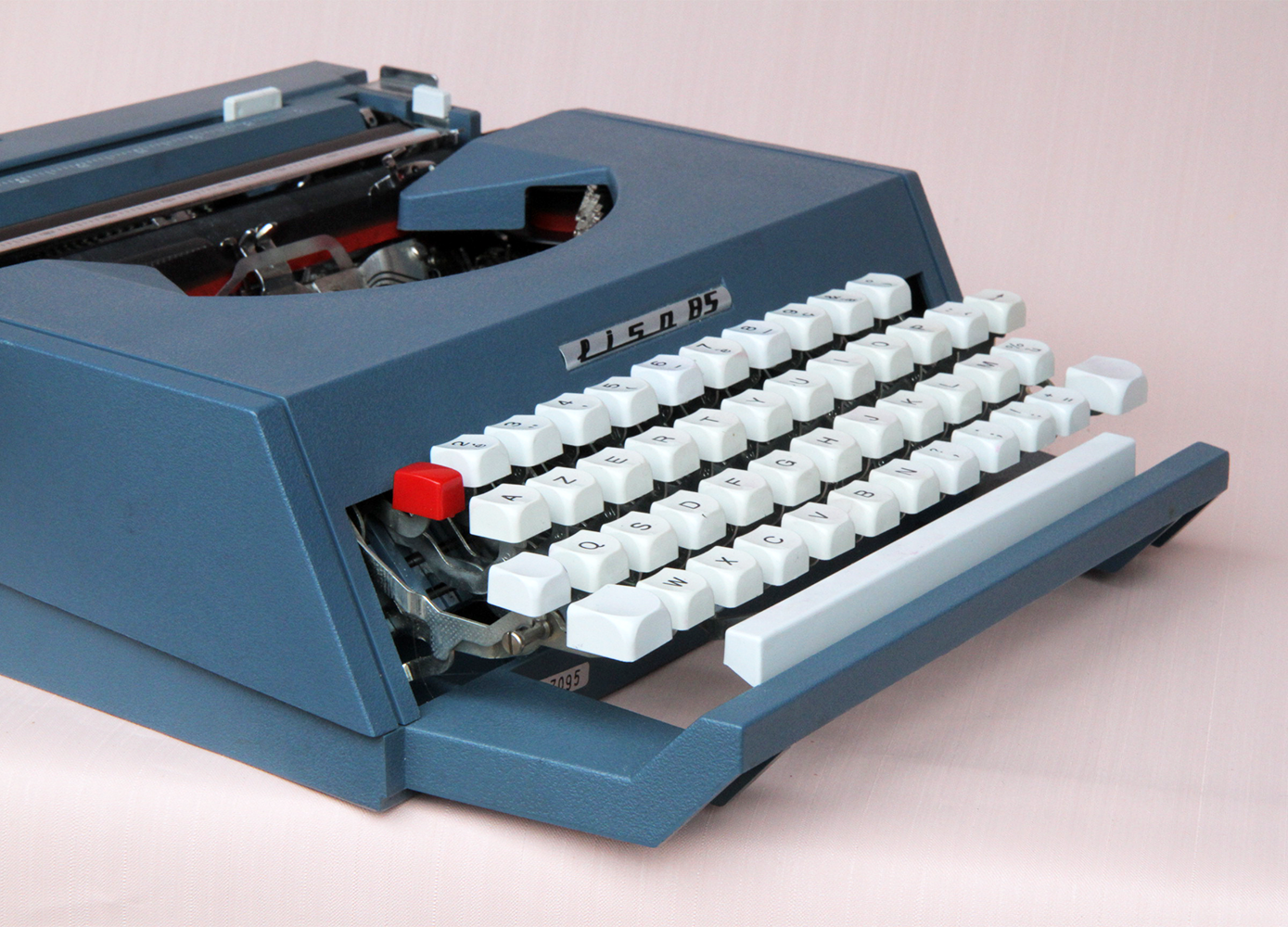 Blue Antares LISA 85 typewriter - 1960