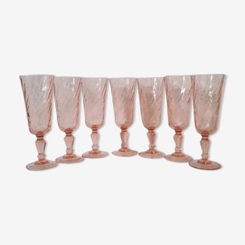 Set of 7 vintage rosaline champagne flutes