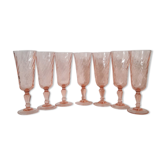 Lot de 7 coupes flûtes à champagne rosaline vintage