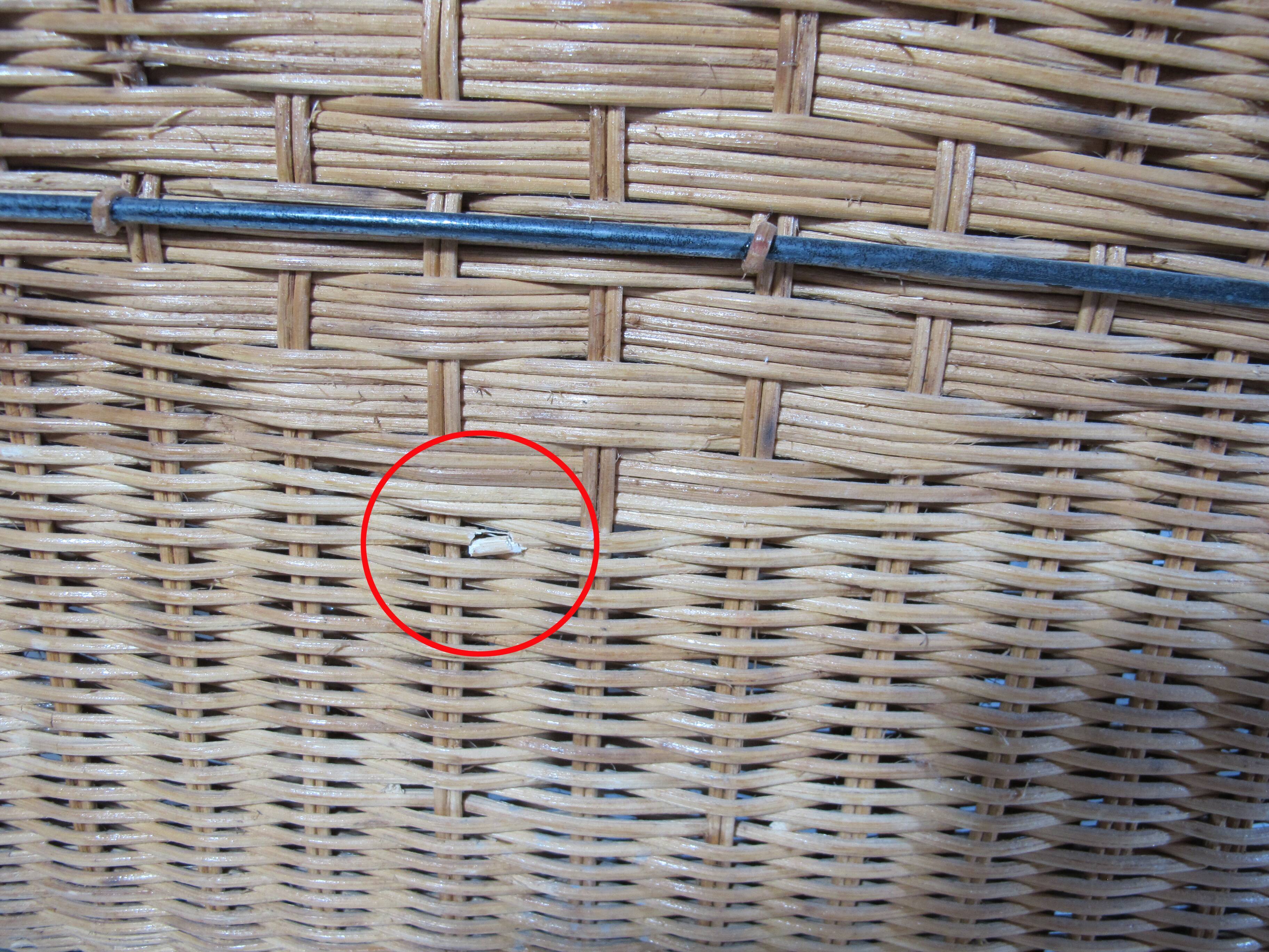 Vintage magazine rack in metal and wicker