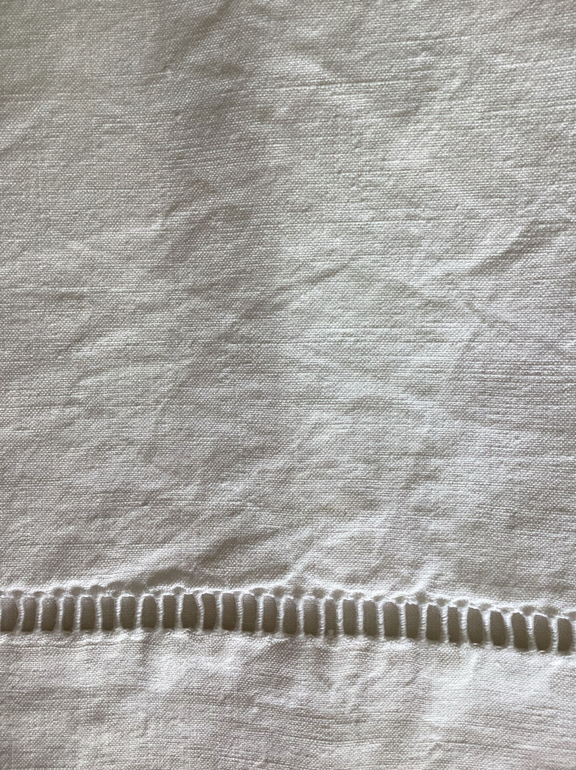 Old hand-embroidered cloth metis